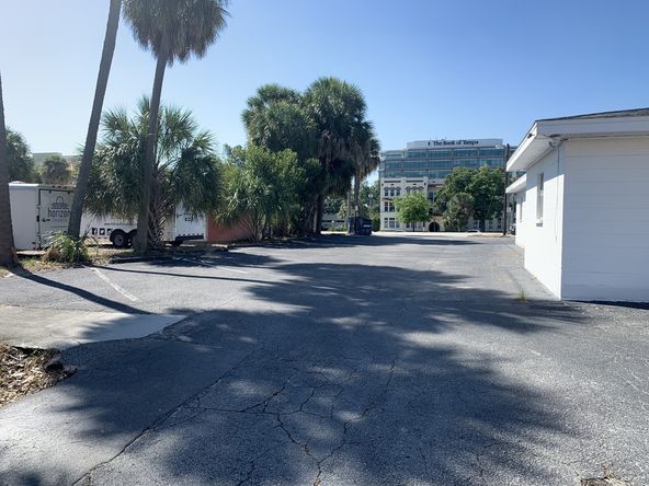 Hyde Park Medical Building & Land: 502 S Magnolia Ave, Tampa, FL 33606
